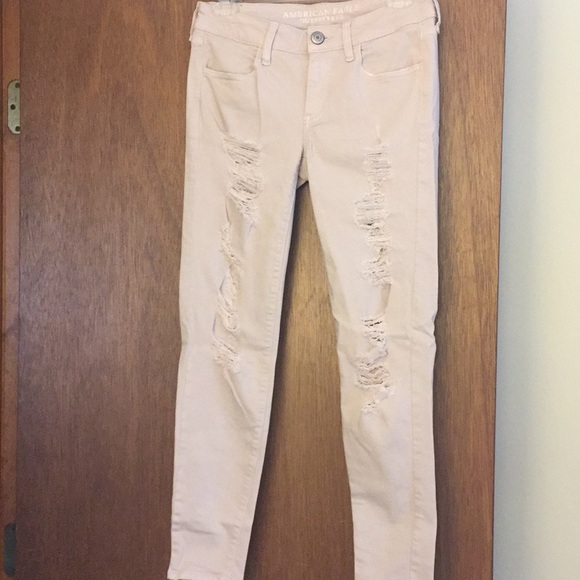 American Eagle distressed light pink jeans - Picture 1 of 3
